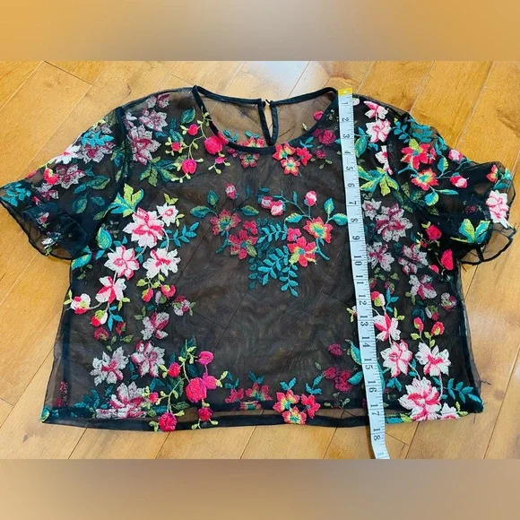 Floral Embroidered Black Sheer Crop Top - Picture 3 of 3